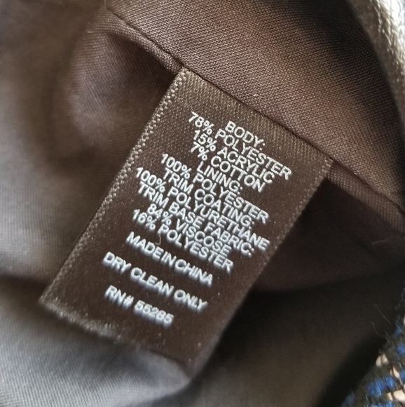 Express Exotic Pattern Mini Skirt Small Cutout 2 - Picture 8 of 8